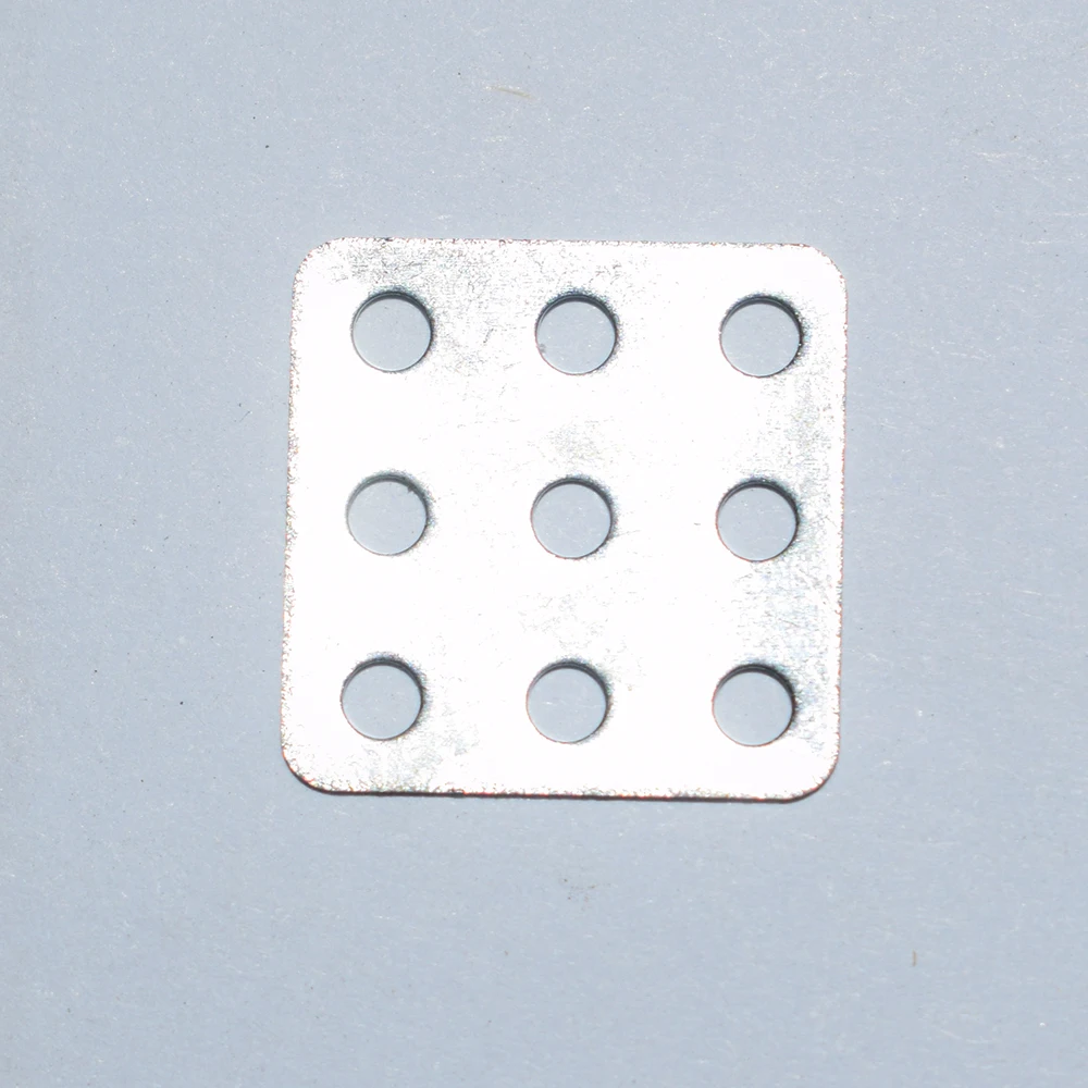 

10/100pcs 15x15mm Porous square iron dron rc car plane robot kids toys for boys diy baby accessories montessori juguetes I1515