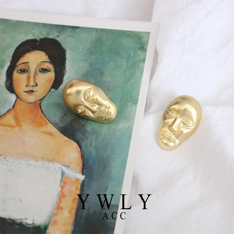 SMTNEK New Funny Face Stud Earrings Women Fashion Personality :0 | Украшения и аксессуары