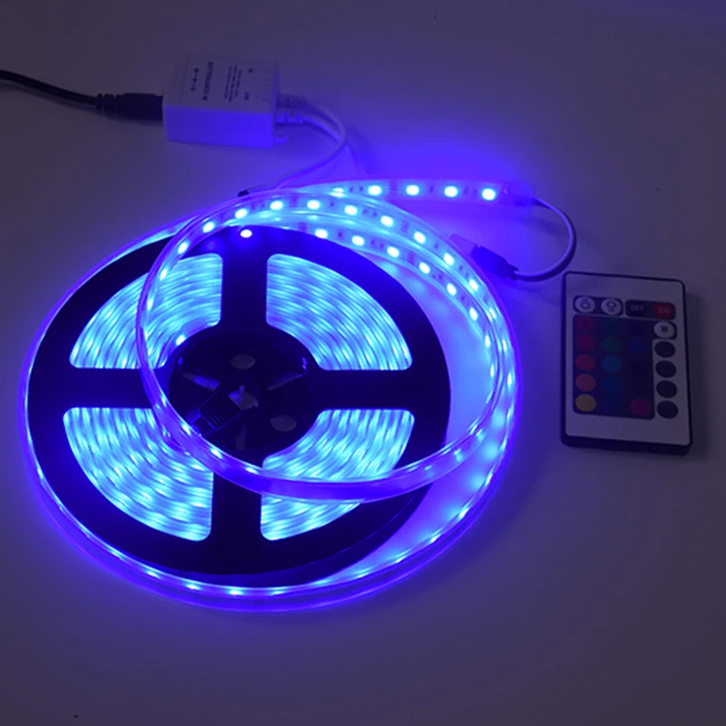 Водонепроницаемая светодиодная лента 5050 RGB 5 метров 300 SMD5050 (60 светодиодов/м) DC 12 В +