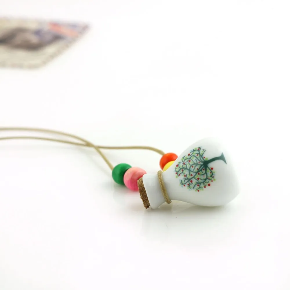 Лидер продаж Новое поступление кулон в виде бутылки для духов с милым вишневым