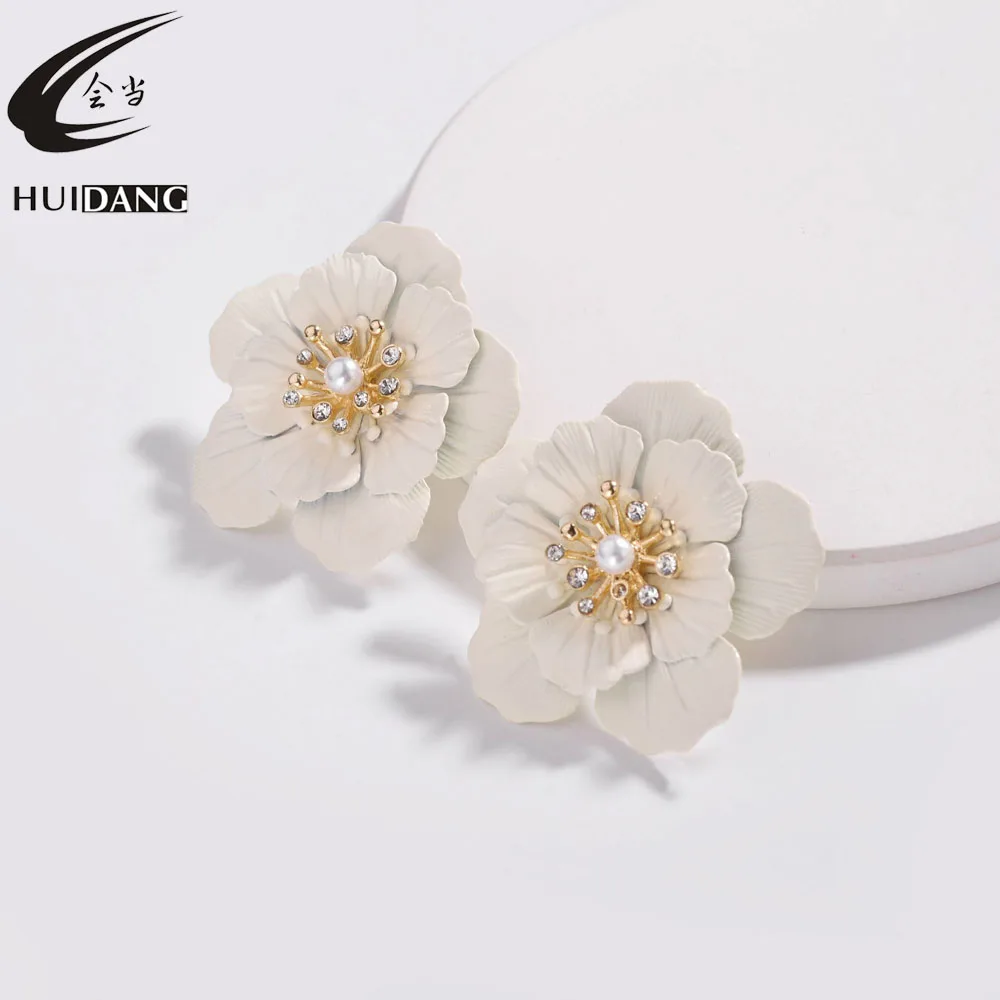 HUIDANG 2018 осень новое поступление кремовые лакированные Многослойные лепестки