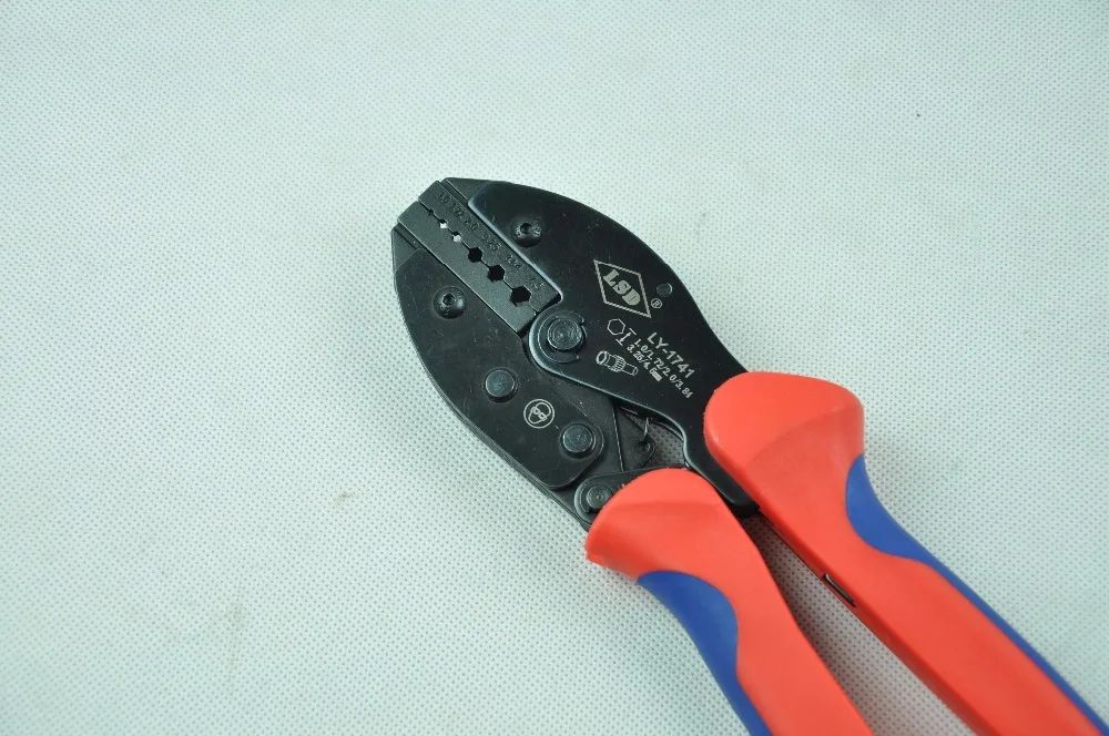 Коаксиальный обжимной инструмент LY 1741 гексагональной для кабеля ferrule Рука клещи