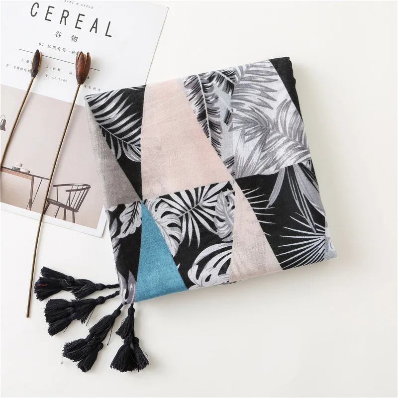 Spring Autumn Fashion Luxury Brand Floral Viscose Shawl Scarf New Design Warm Pashmina Hijabs and Wrap Bufanda Muslim Sjaal