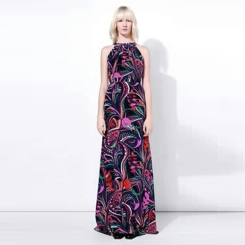 

2016 the newest women's clothers European and American fashion temperament cultivate one's morality dress Elastic thin dresses