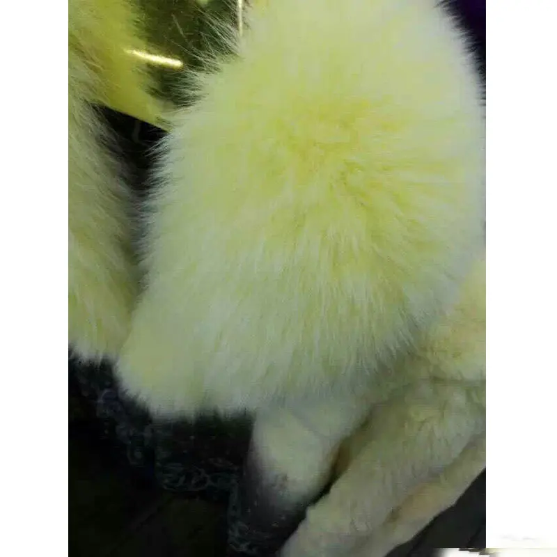 Женская зимняя куртка с капюшоном и бусинами | одежда