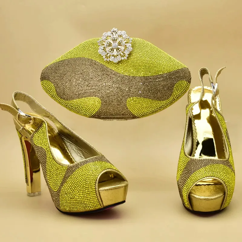 Новинка комплект из туфель и сумочки в нигерийском стиле украшенный стразами