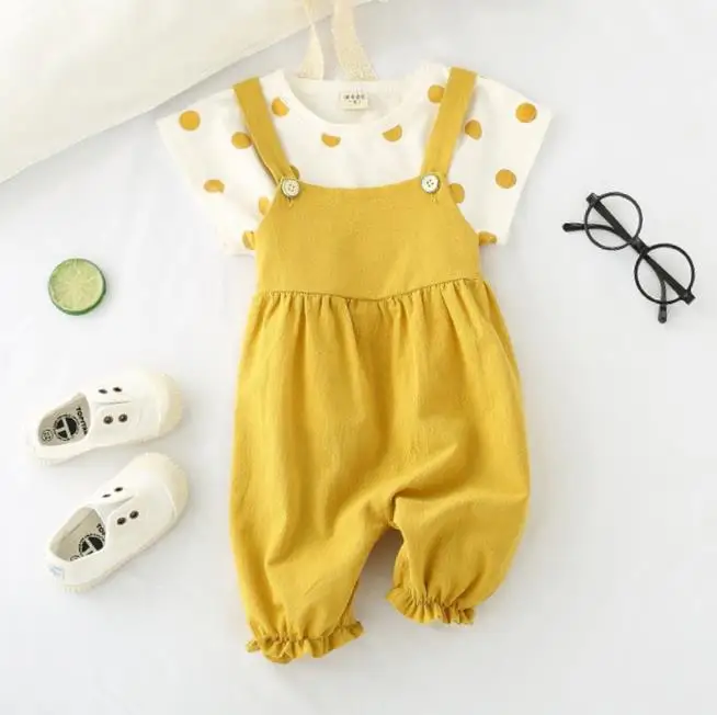 yellow НОВЫЕ комплекты одежды для маленьких девочек, милые комбинезоны, комплект одежды для новорожденных, топы с оборками, штаны на подтяжках, 2 предмета, хлопковые рождественские наряды - Цвет: yellow
