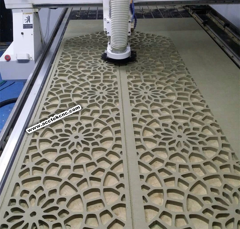 Akm1525 шпиндель водяного охлаждения ЧПУ деревянная мебель для резки древесины