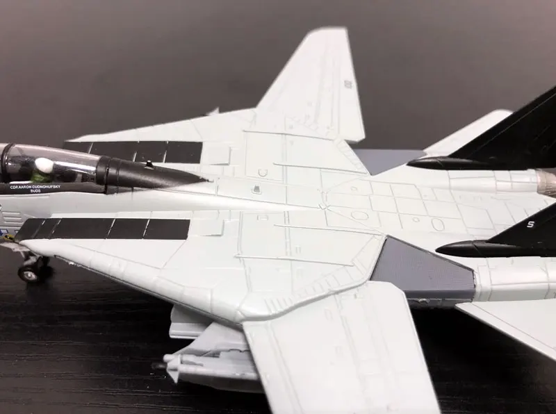 AMER 1/100 масштаб военная модель игрушки США Grumman F-14 Tomcat Fighter VF-84 Jolly Rogers Fighter литой металлический самолет модель игрушки