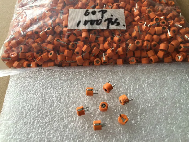 

Original new 100% trimming capacitor adjustable capacitor 60Pf TZ03R600ER169 (Inductor)