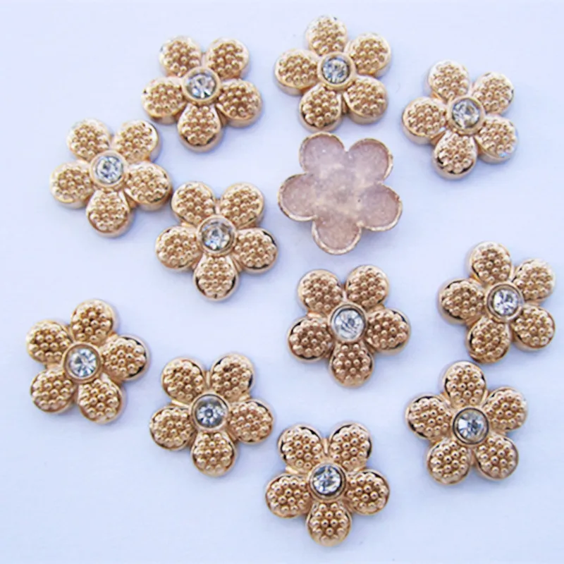 14 мм Цветок серьги гвоздики светильник золотые стразы с прямой основой Стразы