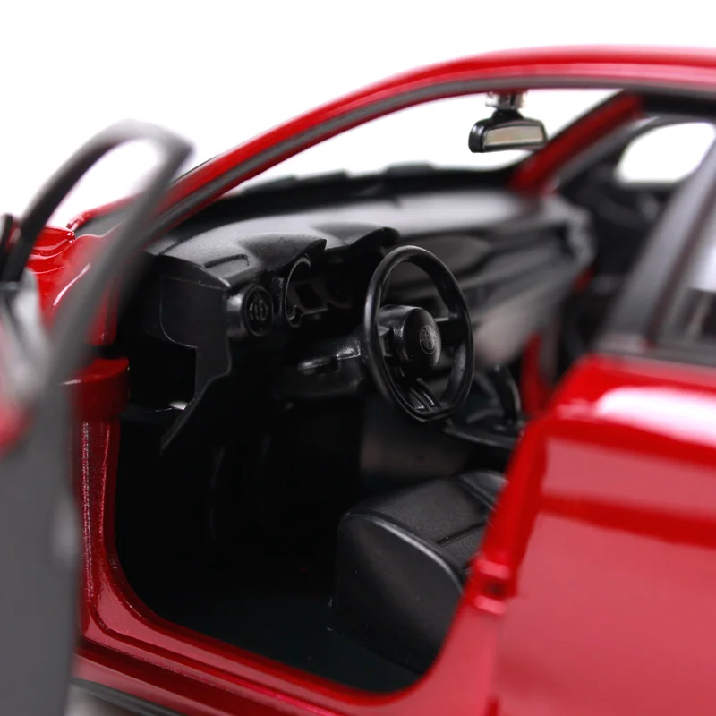 Модель внедорожника Bburago 1:24 Alfa Romeo Stelvio литая модель автомобиля игрушечная новая в
