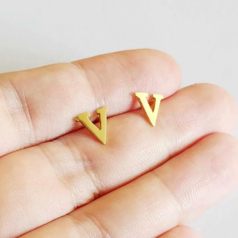 Серьги-гвоздики в форме буквы из нержавеющей стали | Украшения и аксессуары