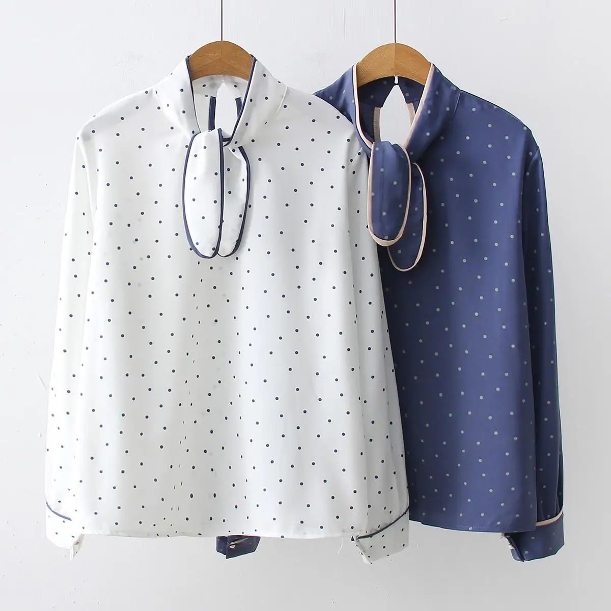 Топы и блузки в горошек Корейском стиле Модные женские рубашки с длинными