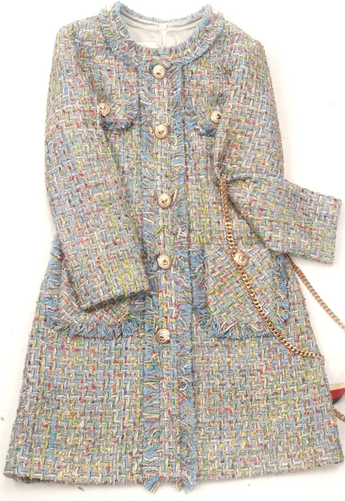 Женское твидовое платье с кисточками облегающее длинным рукавом модель A567 на