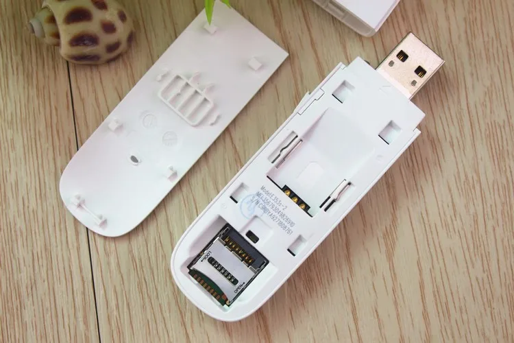 Разблокированный huawei usb 3g модем с внешней антенной Huawei E353|Беспроводные роутеры| |