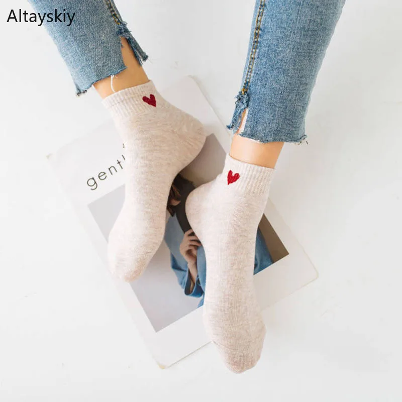 Socks Women Love Embroidery Soft Breathable Casual Womens Short Sock Kawaii Korean Style All-match Simple Daily Chic | Женская одежда