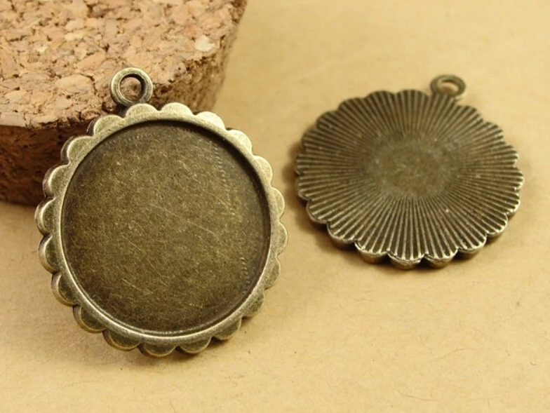 

100pcs/lot) 23x19mm Fit 16mm Cameo Settings Alloy/Metal Antique Bronze Blank Cameo Pendant DIY Jewelry Accessory Findings