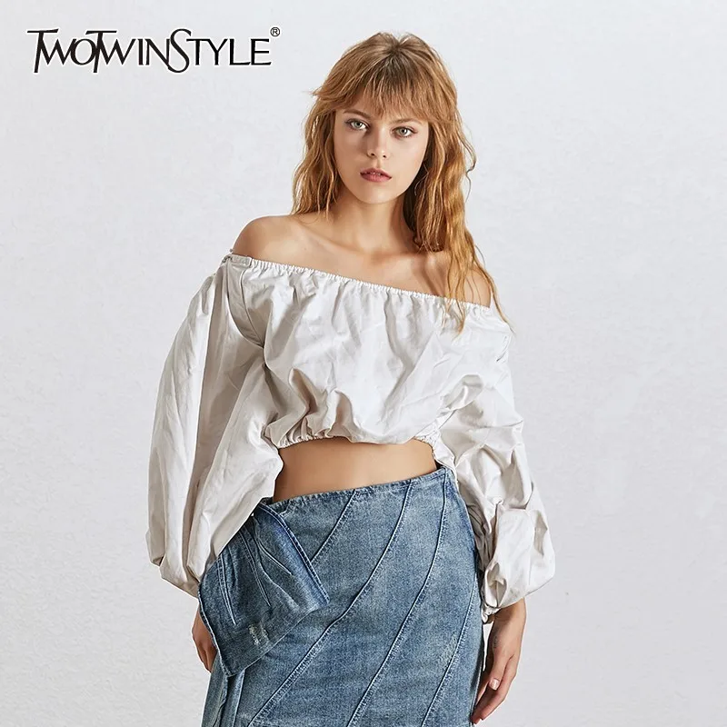 Женская блузка с открытой спиной TWOTWINSTYLE летняя воротником лодочкой открытыми