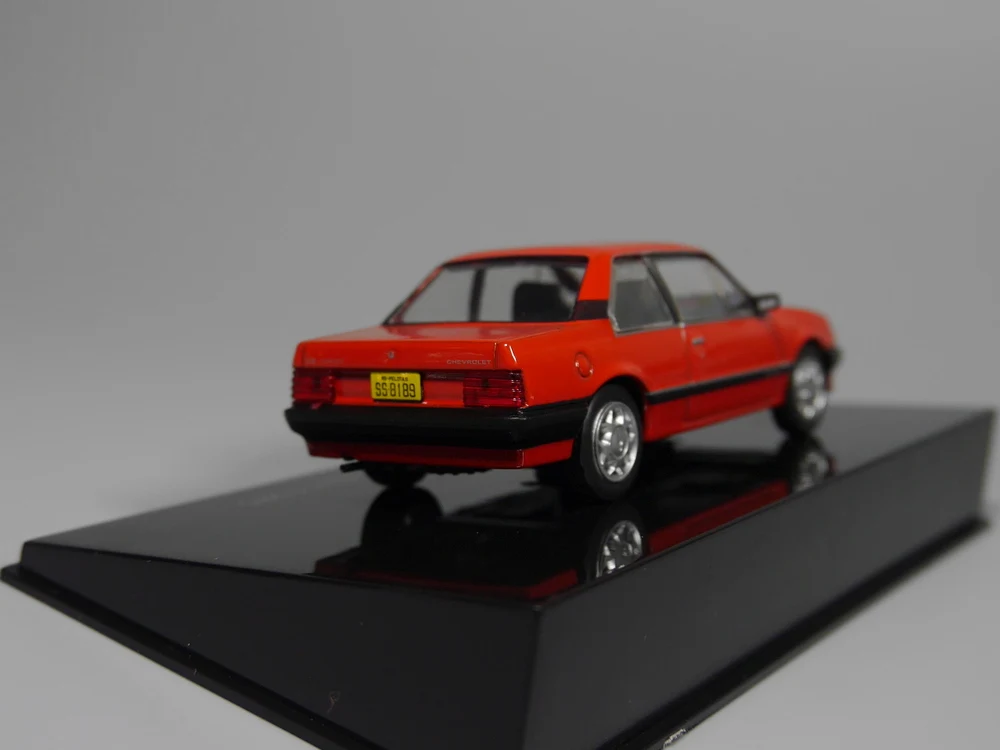 Авто ИНН ixo 1:43 Chevrolet Monza Серия I седан 1985 литая модель автомобиля|ixo 1:43|diecast model