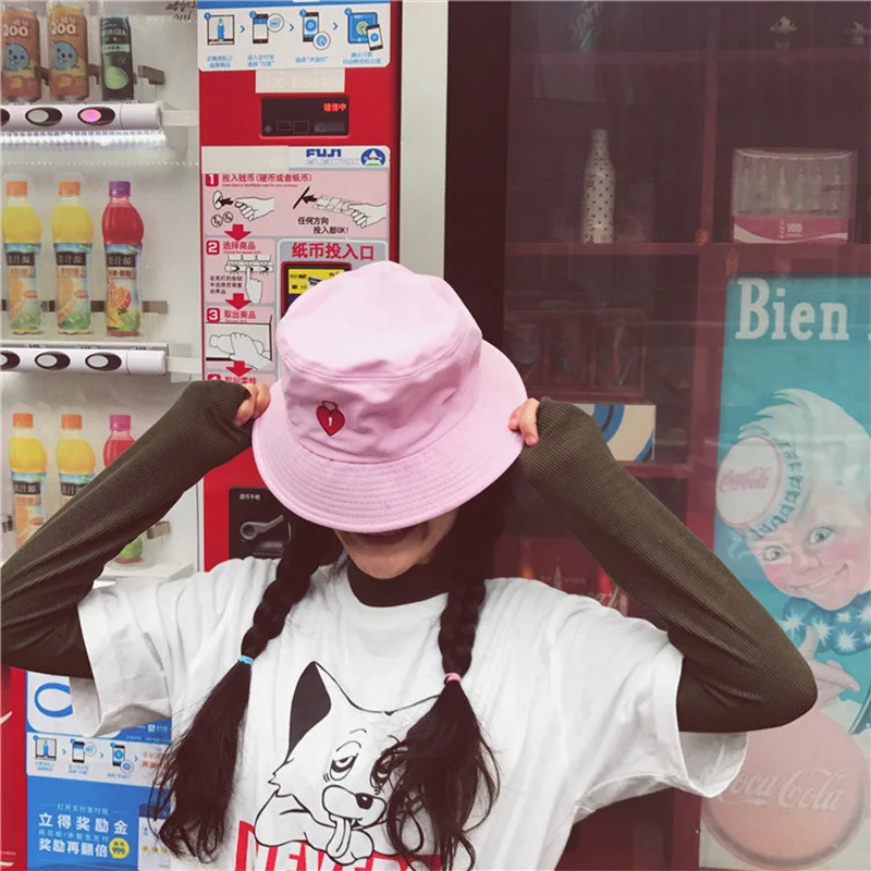 Spring and summer couples travel concentric lock embroidery fisherman hat fresh leisure sun wild folding basin cap | Аксессуары для