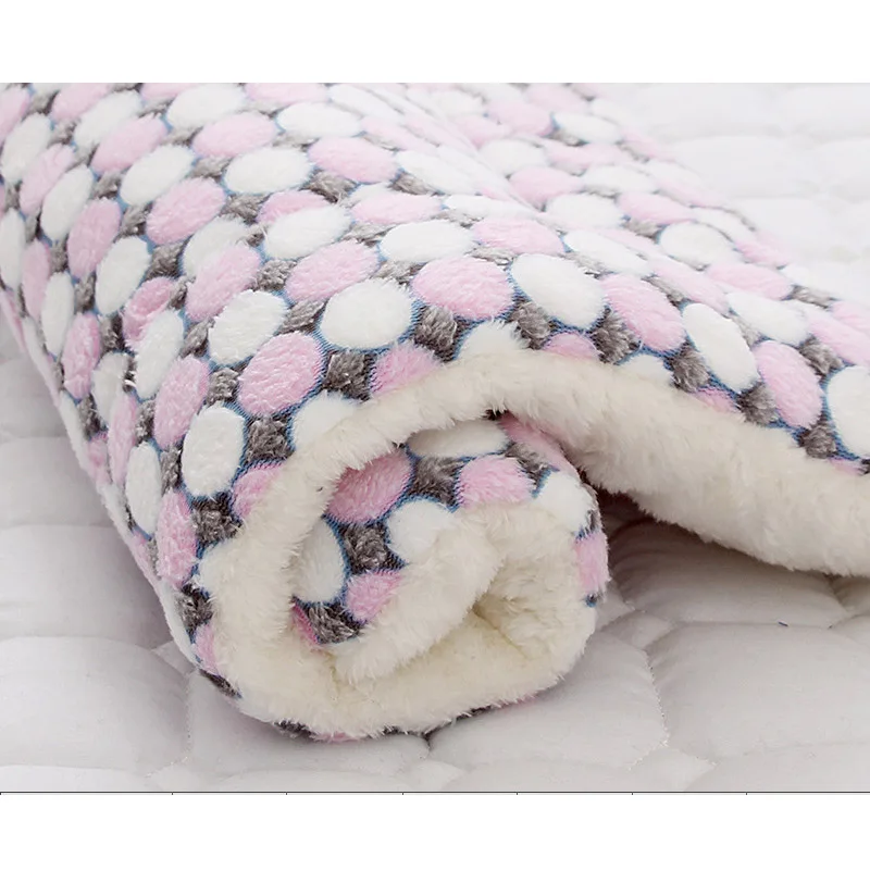 pink HEYPET одеяло для домашних животных кровать для собак коврик для кошек мягкий коралловый флис зимние плотные теплые спальные кровати для маленьких средних собак кошек товары для домашних животных - Цвет: pink
