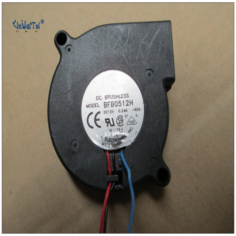 

Free shipping for 50x50x15mm 5015 BFB0512H -F00 -R00 3WIRE BFB0512HB 2WIRE 12V 0.24A double ball blower cooling fan