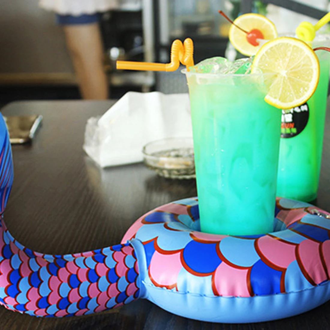 

Hot New Inflatable Zwembad Table Bar Tray Swimming Pool Float Cup Drink Beer Holder Summer Swimming Party Toys Beach Accessories