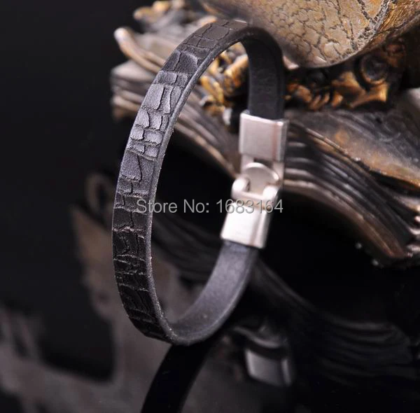 Браслет-манжета мужской из натуральной кожи черный ручной работы | Украшения и
