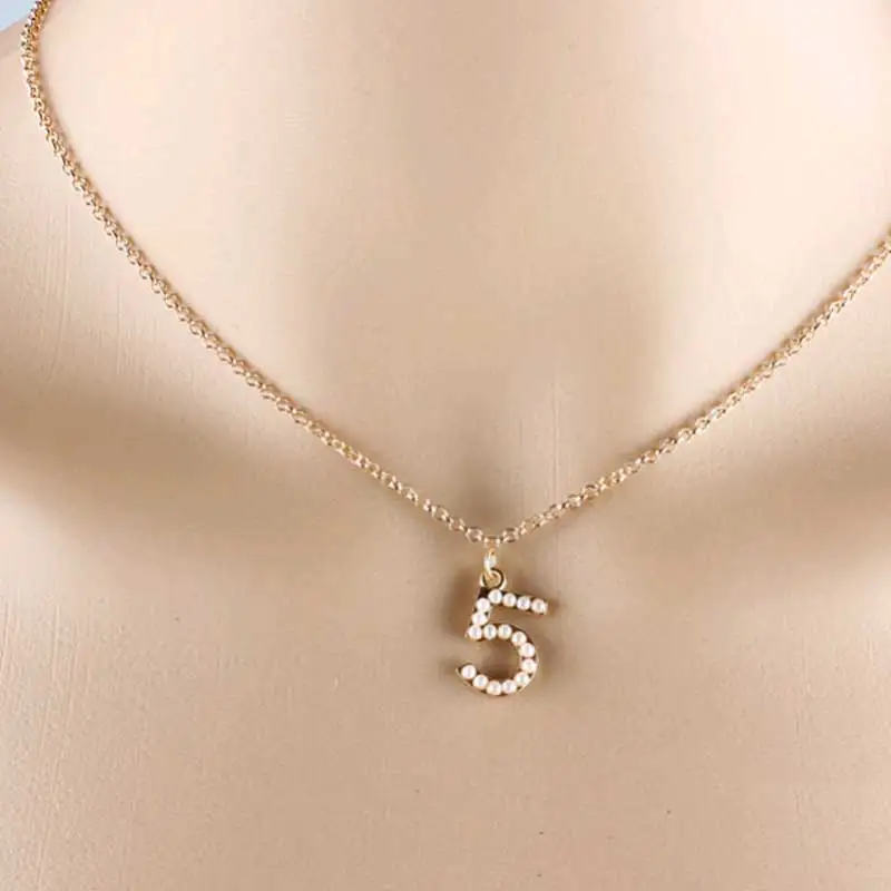 Модное простое ожерелье с коротким воротником женское надписью Стразы 5|necklace lady|cc