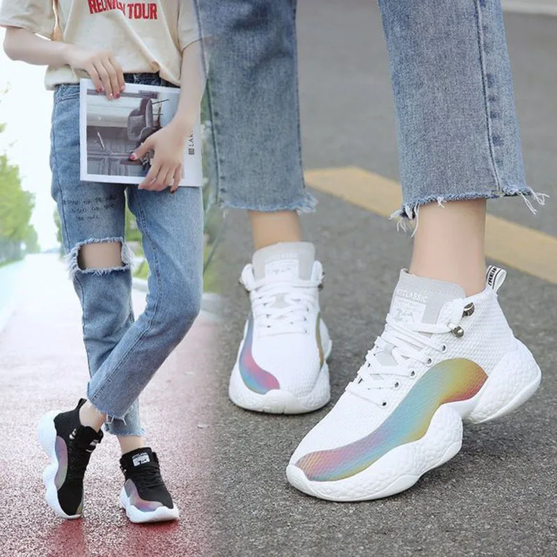 Женские кроссовки с дышащей сеткой Fisdyrax черные/белые на плоской платформе