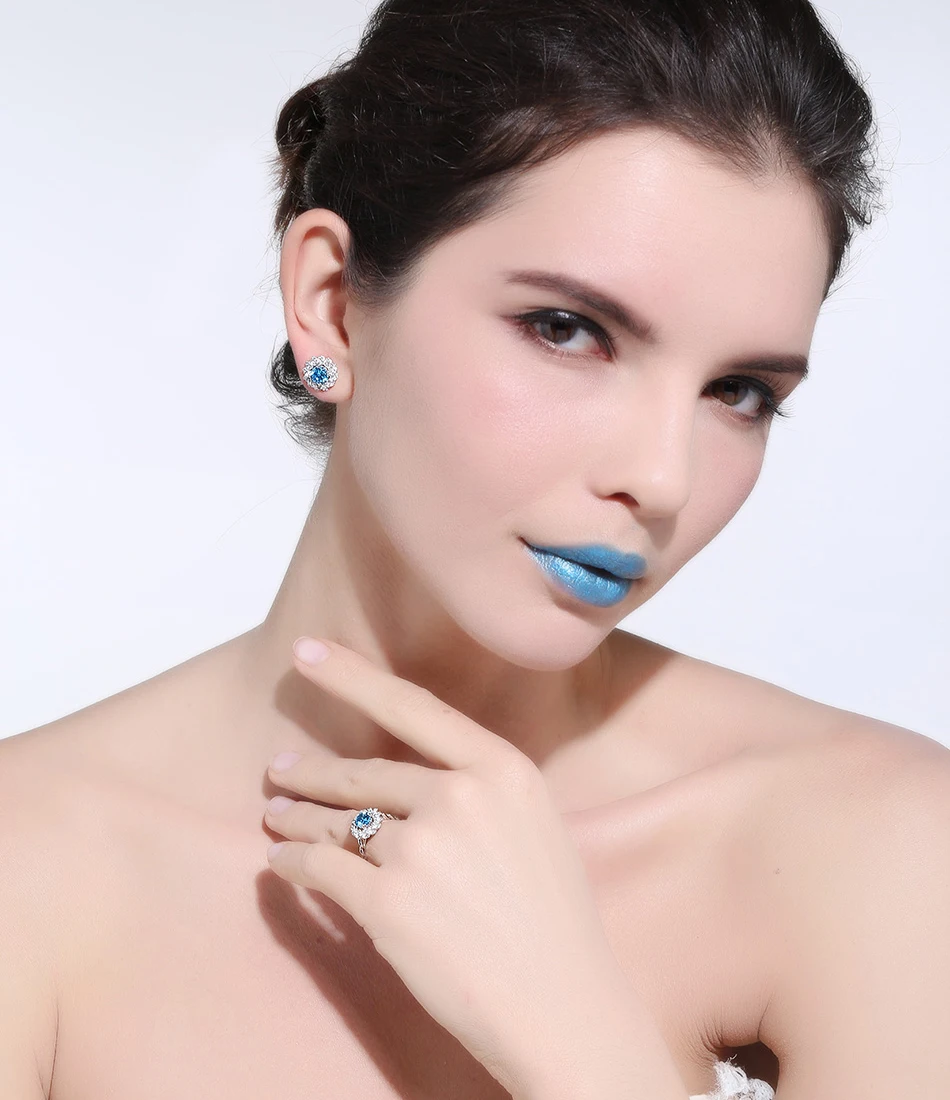 ORSA JEWELS Роскошные сережки-гвоздики серебряного цвета с микро проложенным 0.7ct синим AAA кубическим цирконием, цветочные серьги для женщин OE151