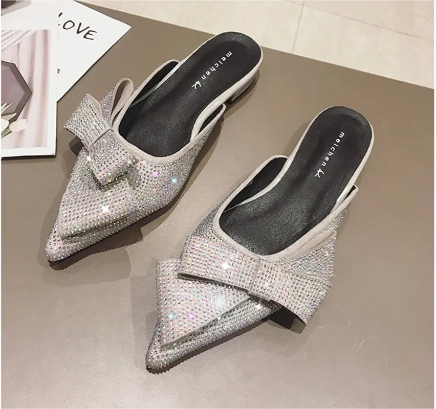 

Women Flat Shoes Brand 2019 Fashion Mules For Women Pointed Toe Luxury Rhinestone Flats Slip On Flip Flops Women Slippers Slides