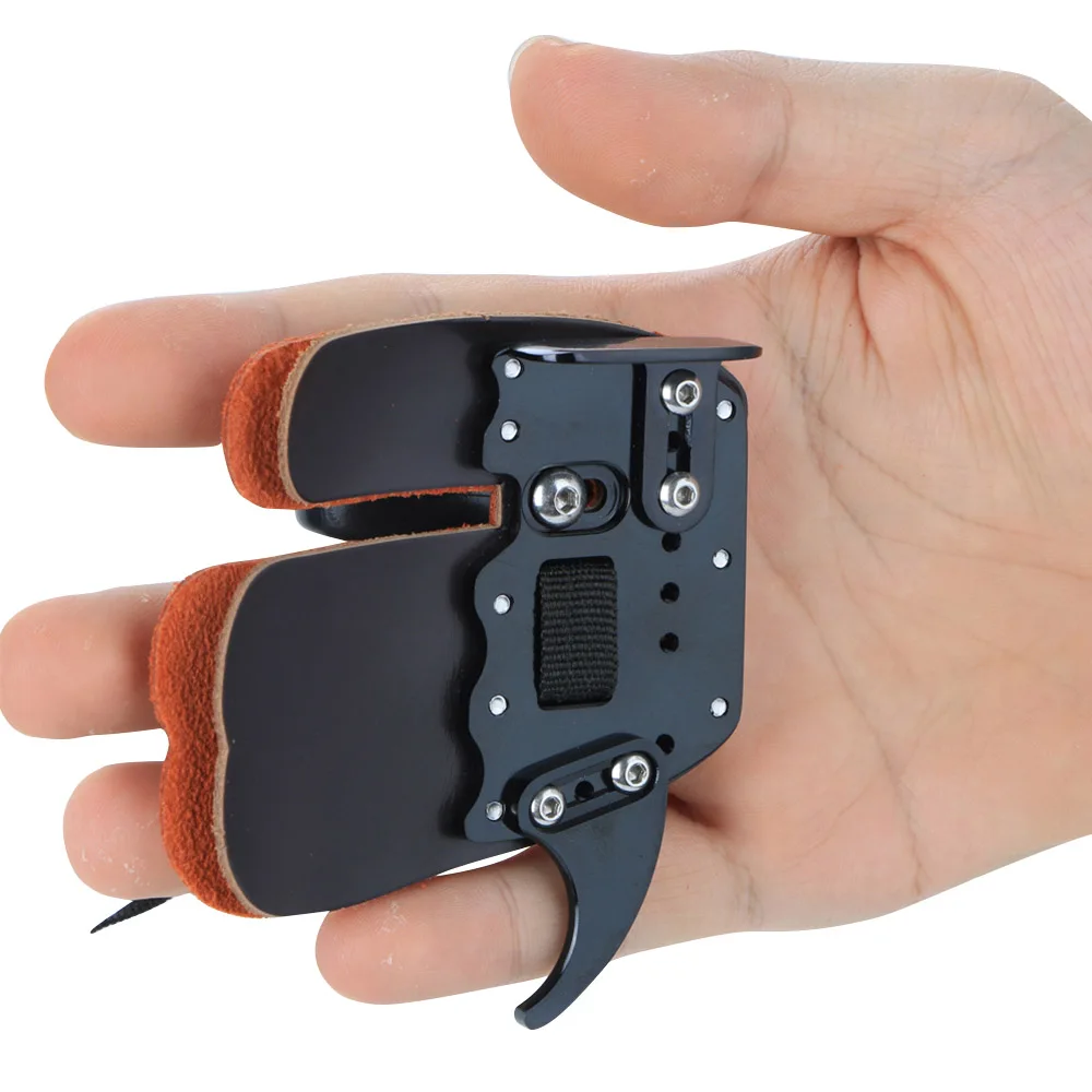 Белый Huntingdoor Archery Finger Guard Cow Leather Archery Finger Tab Shooting Advanced Finger protect Right Hand - Цвет: Белый