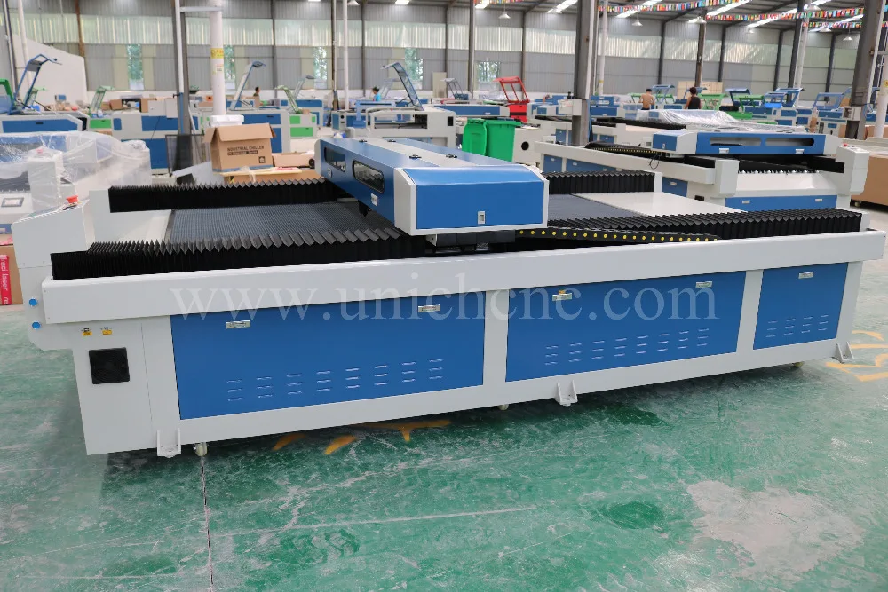 Лазерный режущий станок с ЧПУ двумя головками для неметаллических/co2 труб 100 Вт