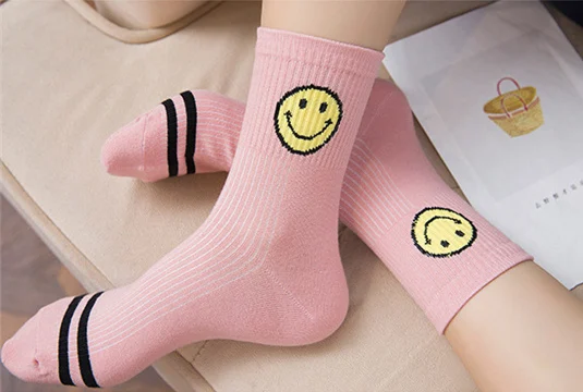 1 пара разноцветные женские носки со смайликом|female socks|women tube socksmulticolor socks |