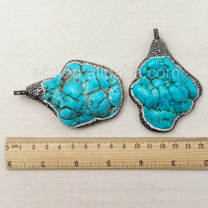 

WT-NP264 Wholesale Natural Chunky Green Stone Pendant Random Shape With Charm Micro Paved Pendant Design For Necklace