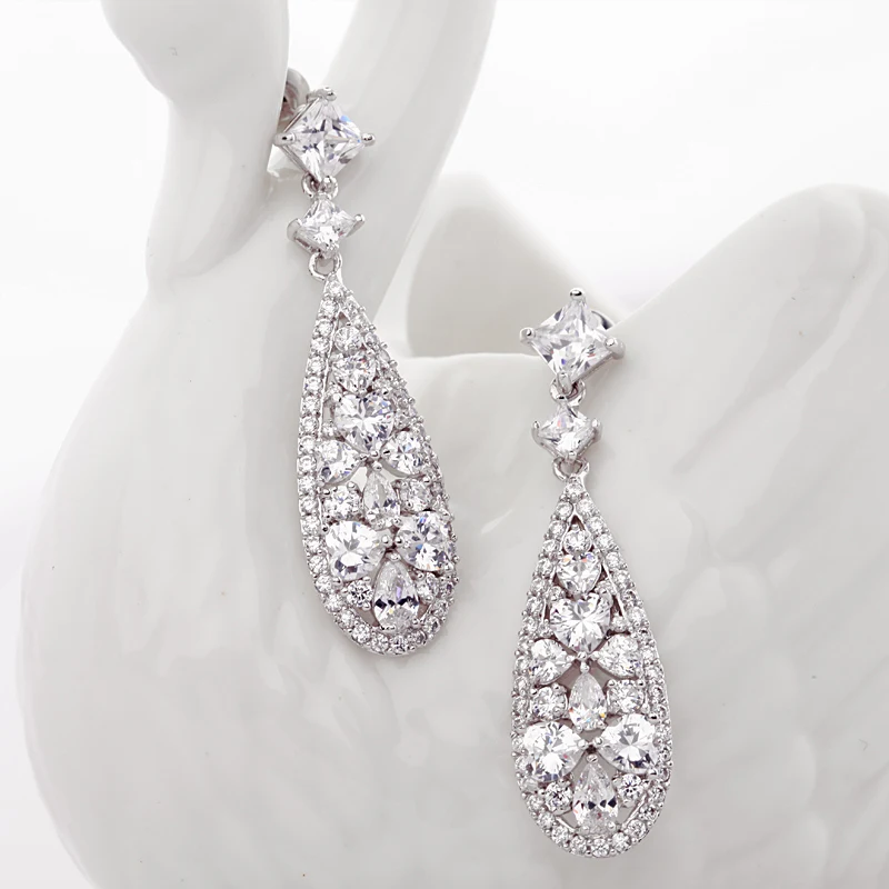 LUOTEEMI Lady Cubic Zirconia Micro Paved Luxury Water Drop Bohemia Dangle Earrings for Women Sexy Dinner Jewelry Accessories