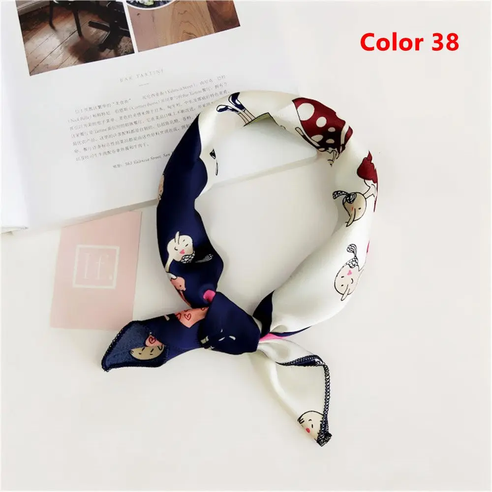 Color 38 LEONLION купить один получить один элегантный женский маленький квадратный шелковый сатиновый шарф ретро украшения на шею повязка для волос несколько стилей - Цвет: Color 38