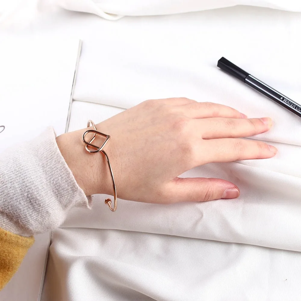 2021 New Heart Bangles for Women Fashion Gold Color Adjustable Open Love Cuff Bracelet Designer Jewelry Valentine's Day Gift | Украшения