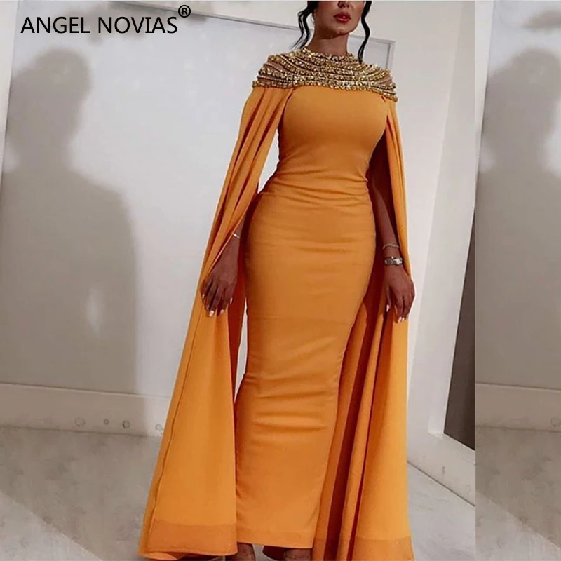 Женское атласное платье ANGEL NOVIAS длинное желтое вечернее с высокой горловиной
