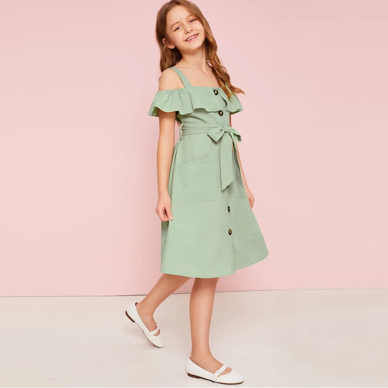 SHEIN/Детское платье-рубашка в стиле бохо с открытыми плечами и рюшами, с поясом г., милое летнее платье до колена на пуговицах спереди, с высокой талией