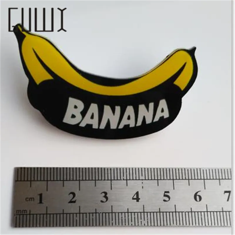 

Badge badge brooch jewelry badge xionghua lovely bananas Handbags decorative arts and crafts