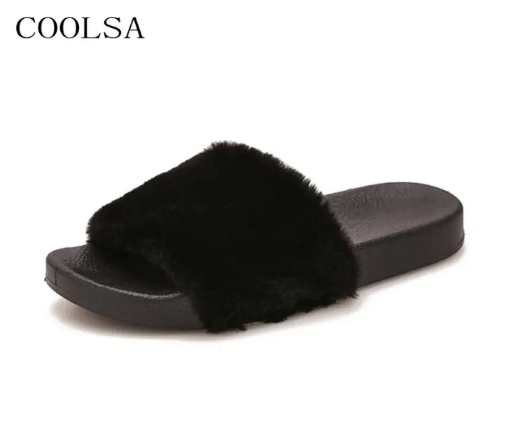 Black COOLSA/женские зимние плюшевые тапочки; модные меховые сандалии для улицы; домашняя теплая обувь; женские шлепанцы; женские вьетнамки на плоской подошве; Лидер продаж - Цвет: Black