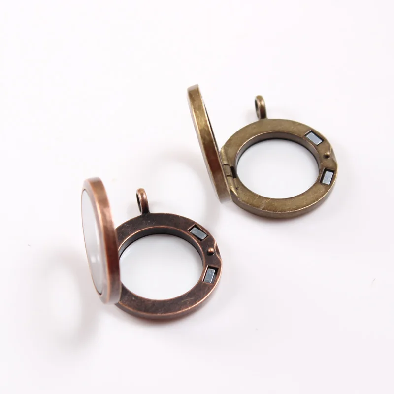 

Top Quality 30mm Magnetic Zinc Alloy Floating Locket Pendant Living Glass Memory Floating Locket For Chain 10pcs