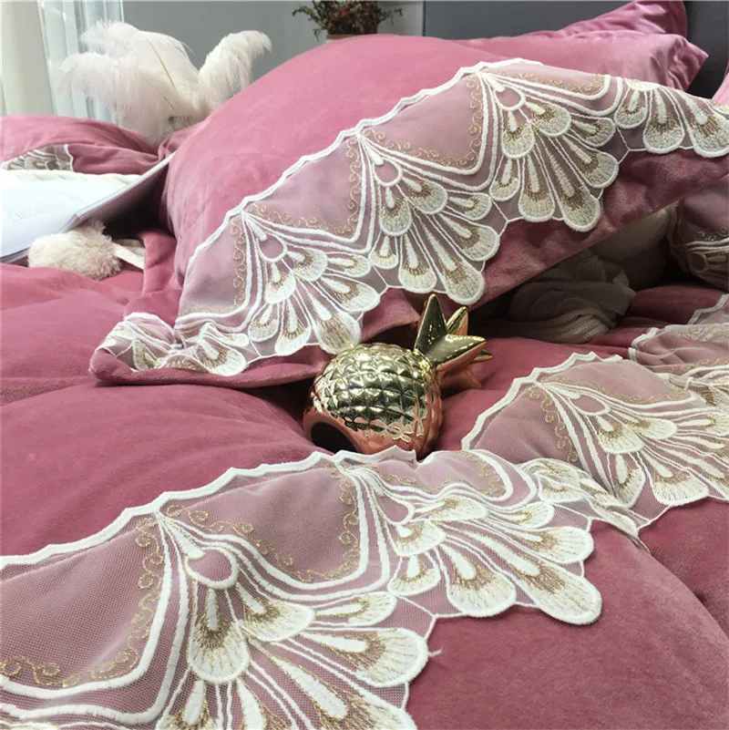 

Pink Blue gray Luxury Winter Warm Thick Flannel Bedding set Lace Fleece fabric Duvet cover Bed Sheet Bed Linen Pillowcases 4pcs