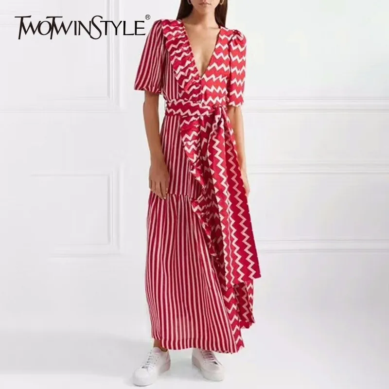 Платье в полоску TWOTWINSTYLE Летнее Длинное с v образным вырезом коротким рукавом