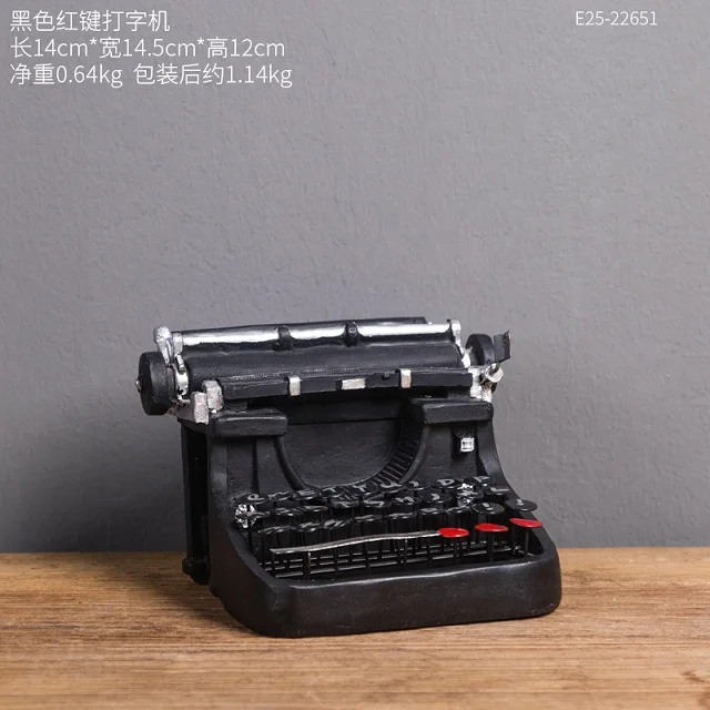 Classic Vintage Resin Home Decorative Phonograph Sewing Machine Radio Camera Fan and Vintage Telephone Bar Cafe Restaurant Craft - Цвет: 12CM typewriter