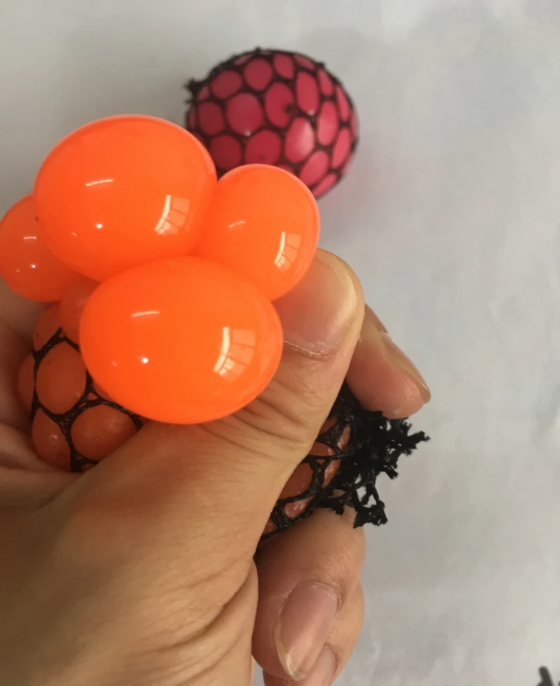 1 шт. антистрессовый мячик для снятия стресса лица Виноградный Шар аутизм