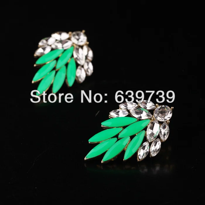 Оптовая цена яркие акриловые серьги-гвоздики в виде свитера | Украшения и